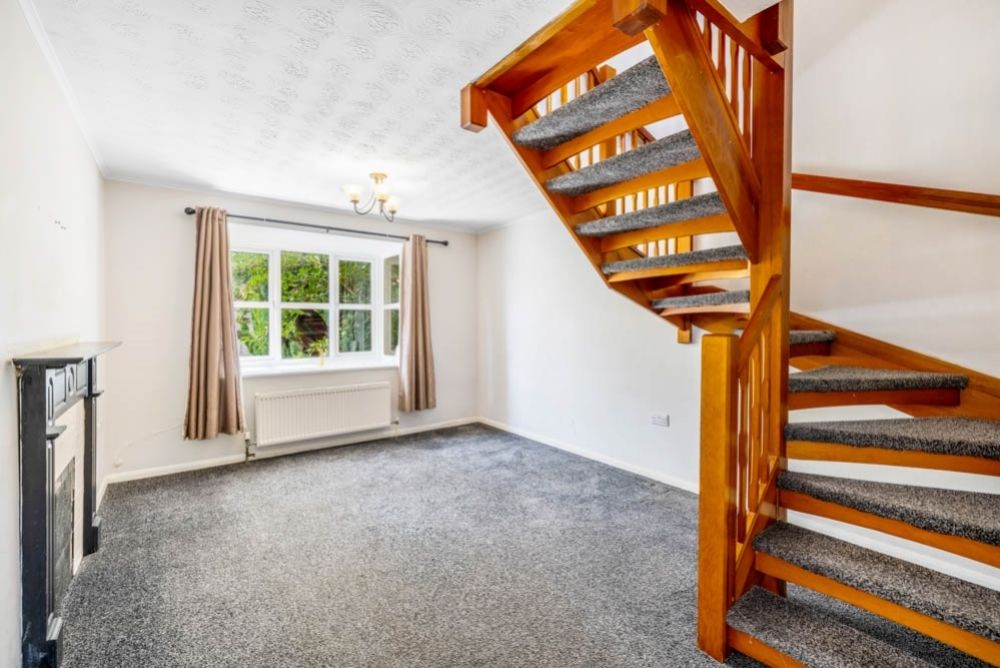 Property photo 2 of 12 Lrg_36 St Nicholas Close (Boston)-8