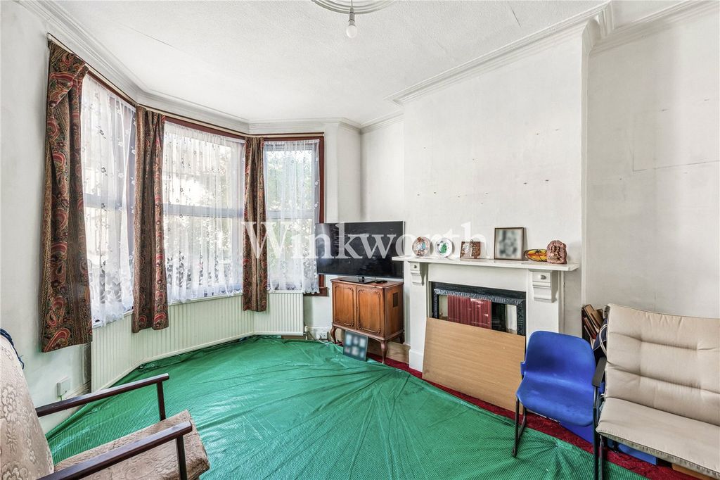 Property photo 3 of 15 Picture No. 14