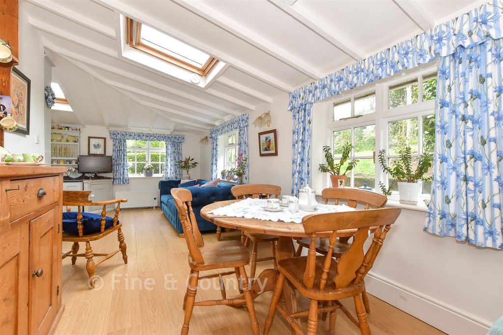 Property photo 2 of 15 Dining Area