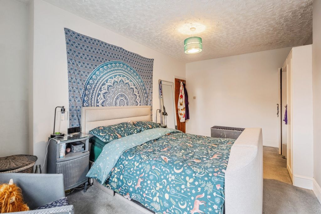 Additional image 13 of 4 bed terraced house for saleChurch Street, Highbridge TA9