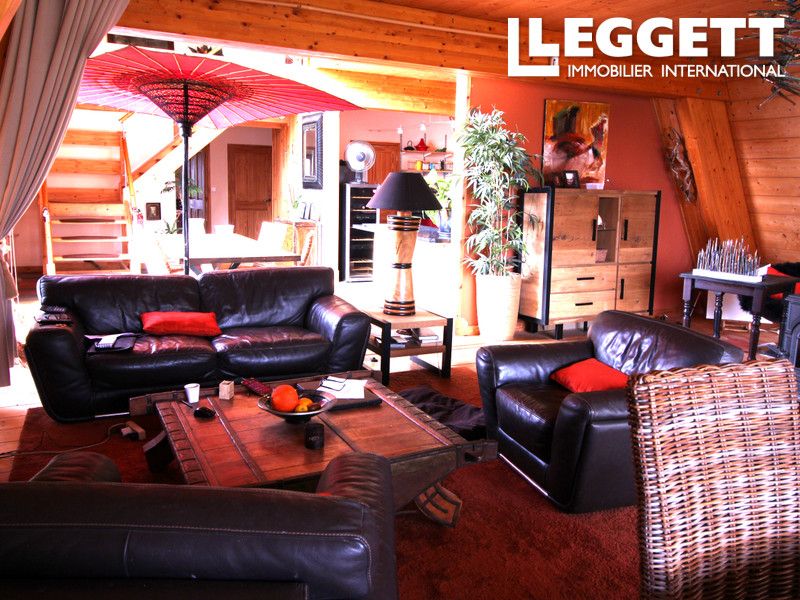 Property photo 3 of 10