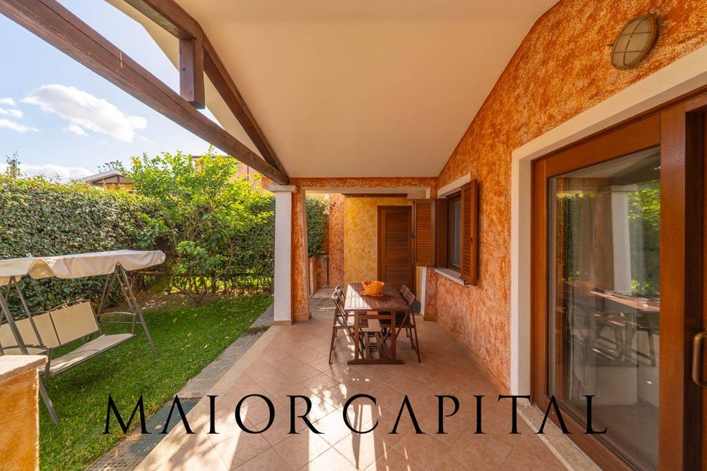 Property photo 3 of 35