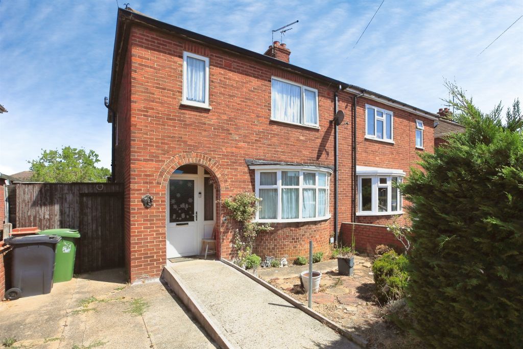 Property photo 1 of 11