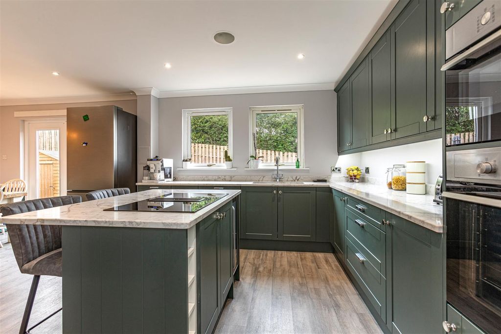 Property photo 3 of 55 4 Lauderdale Drive Lauder 17.Jpg