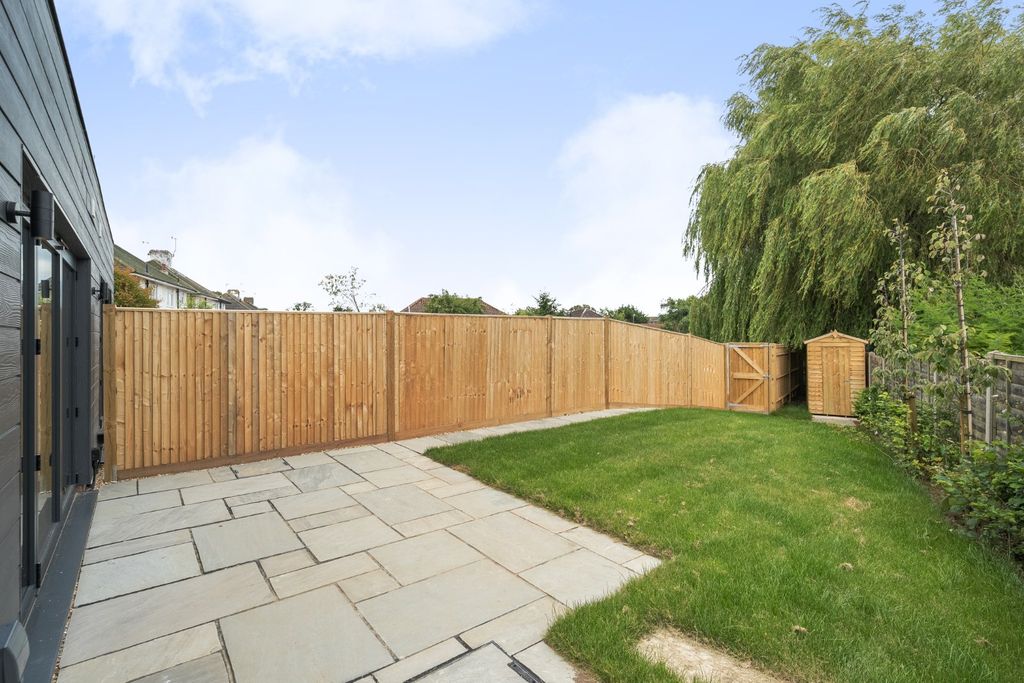 Property photo 3 of 14 Picture No. 21