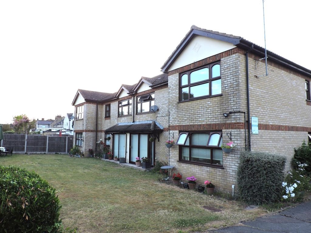 Property photo 1 of 9