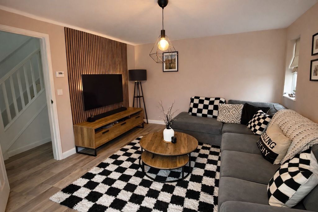 Property photo 3 of 20 Photo #3