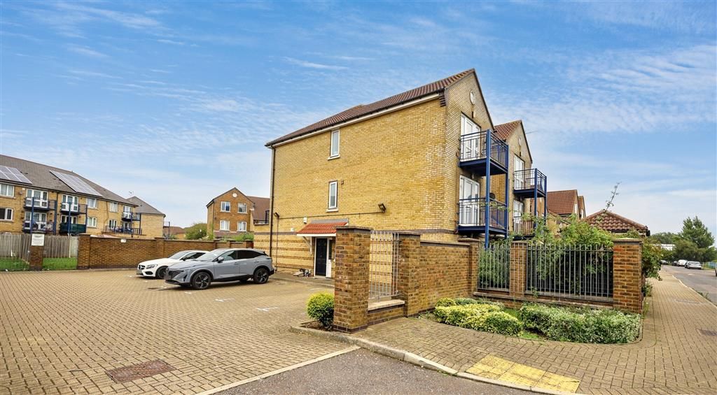 Property photo 1 of 9