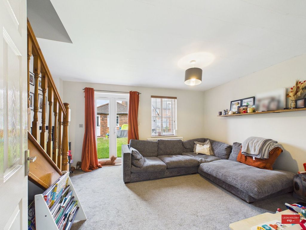 Property photo 3 of 16