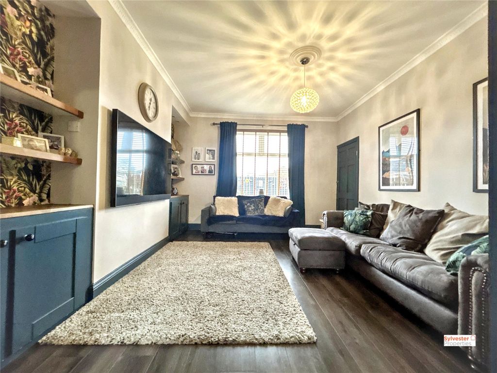 Property photo 3 of 18 Picture No. 11