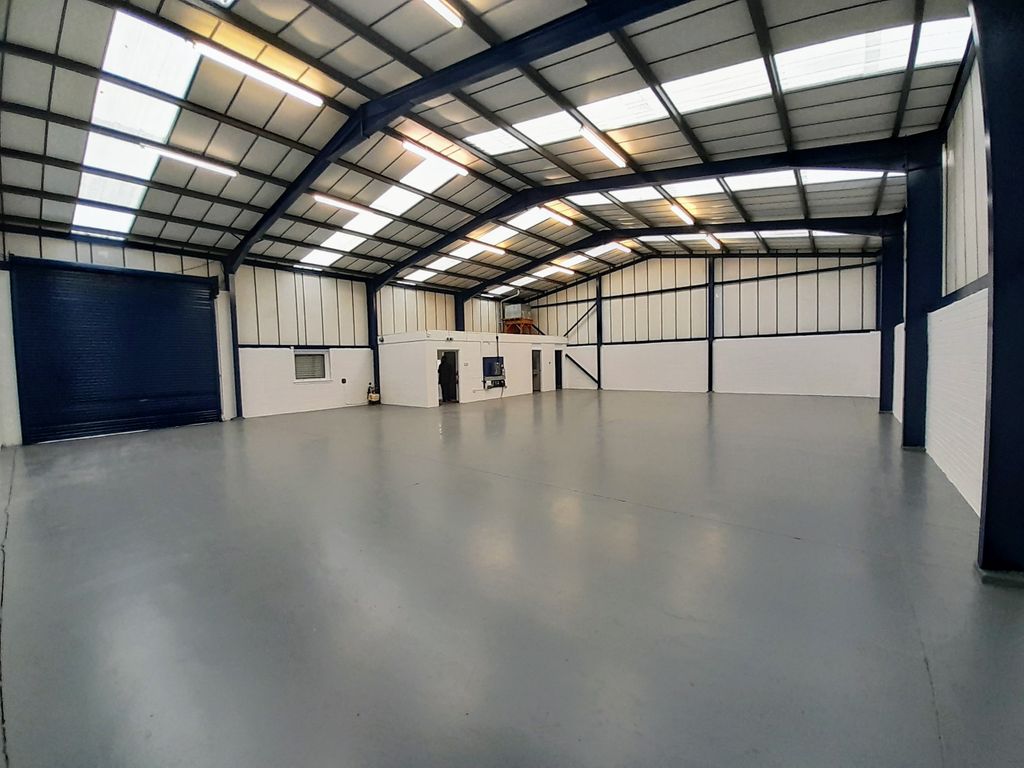 Property photo 3 of 4