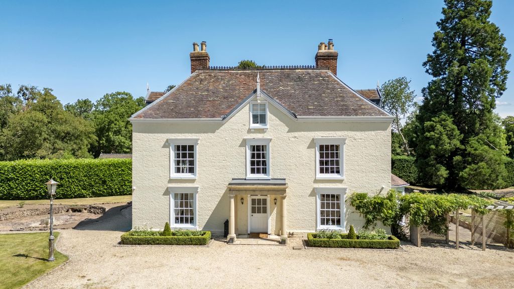 Property photo 3 of 30 Image