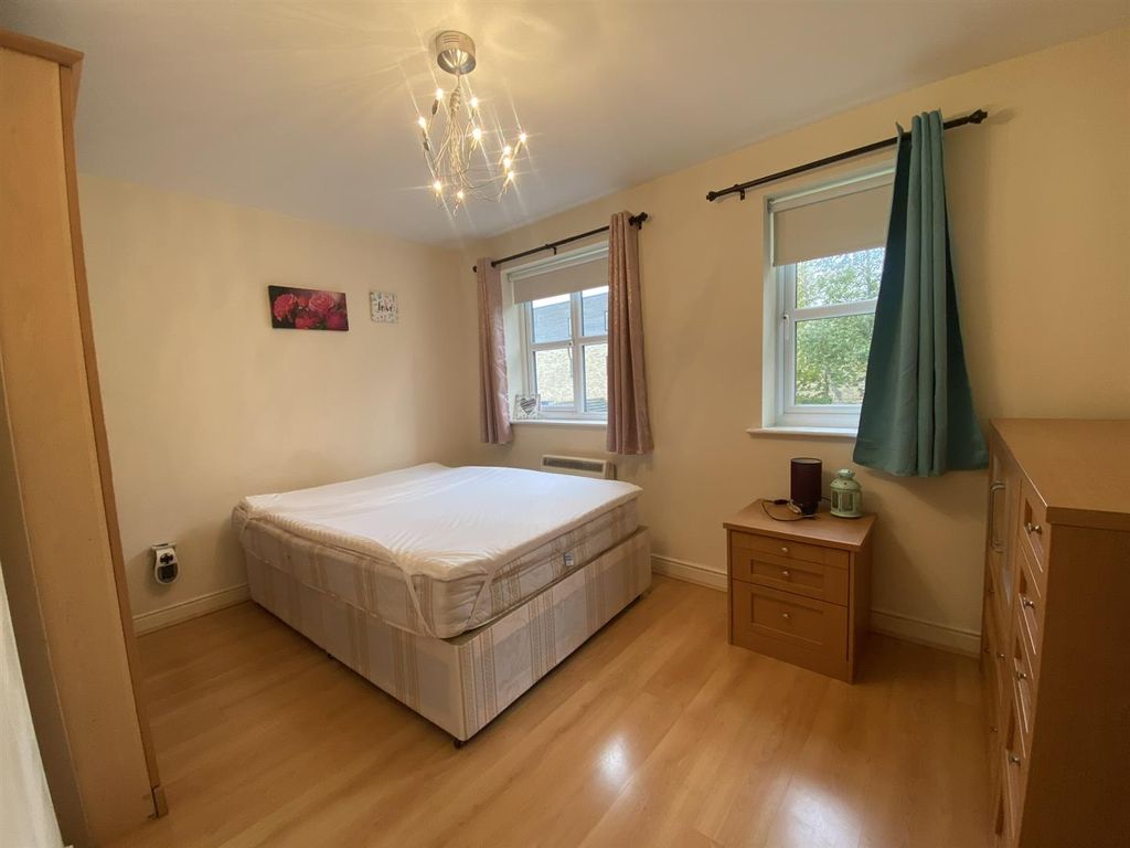 Property photo 3 of 8 Img_0079.Jpeg