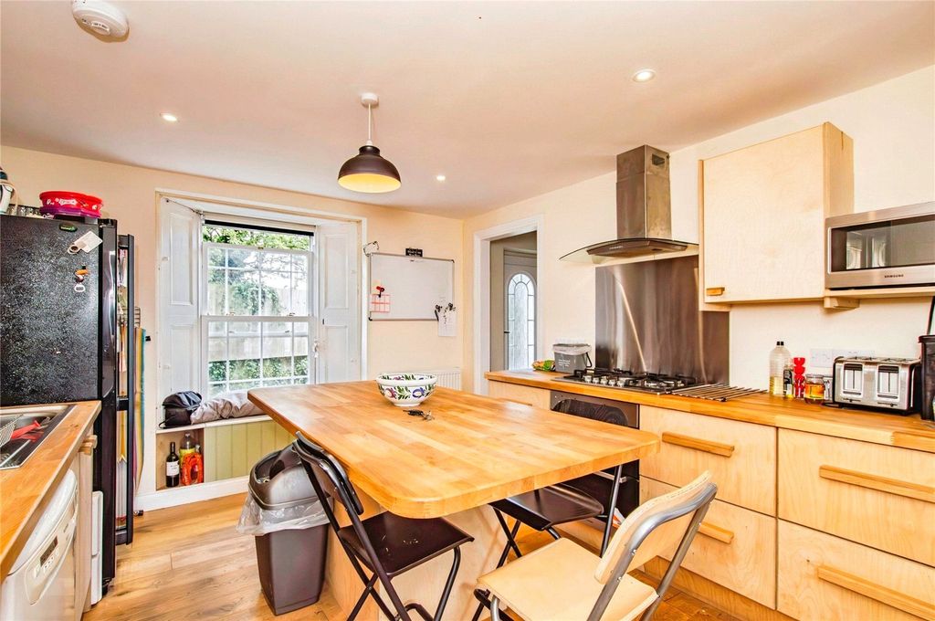 Property photo 3 of 17 Picture No. 40