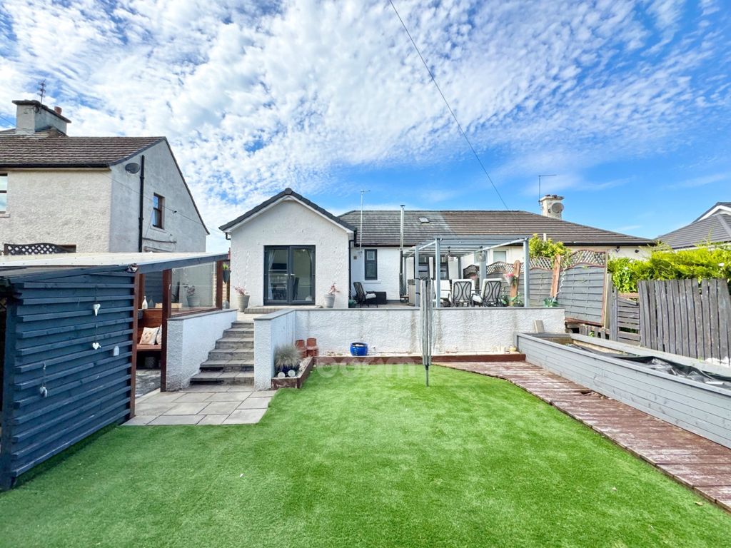 Property photo 3 of 41 Img_3116