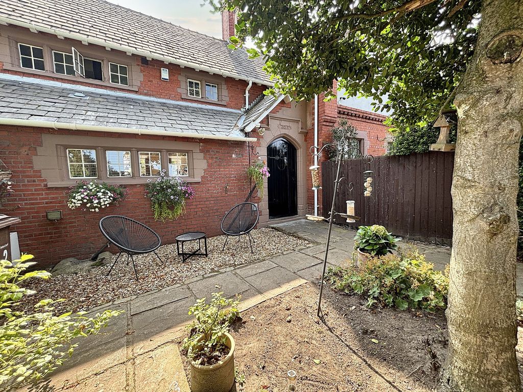 Property photo 2 of 21 Front Additional