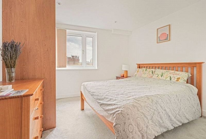 Property photo 3 of 11 Picture No. 32