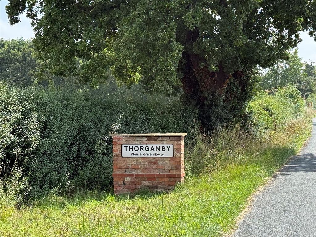 Property photo 3 of 7 Thorgnby.Jpg