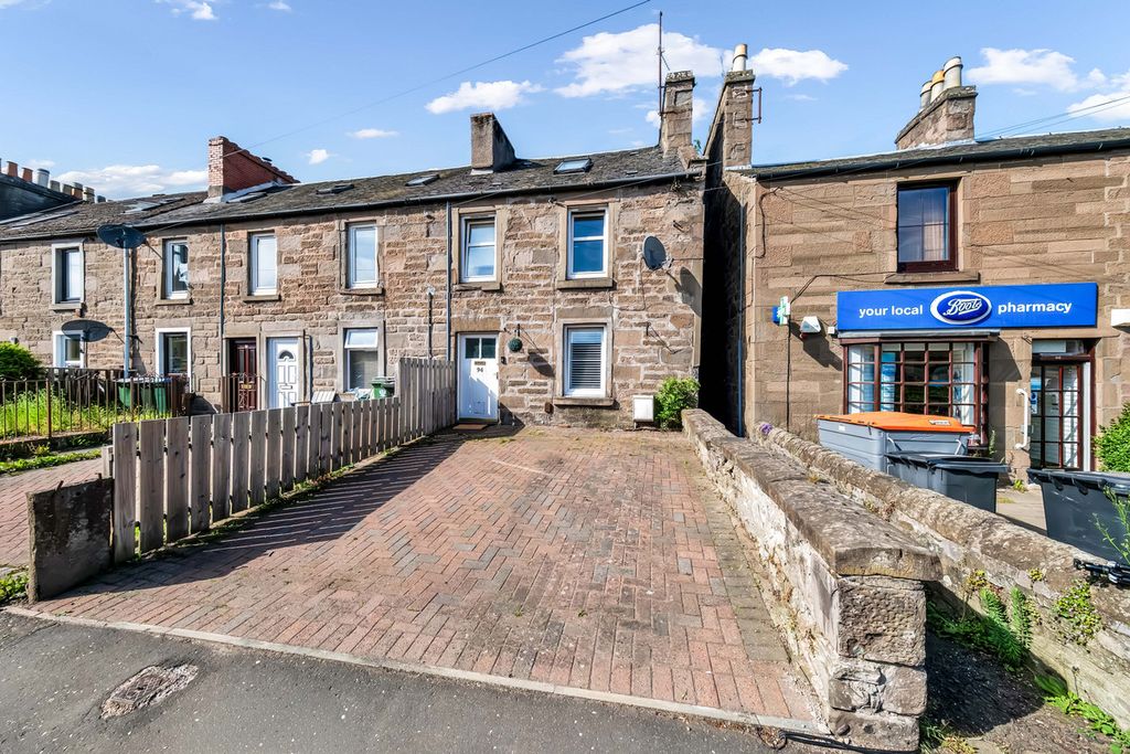 Property photo 1 of 31
