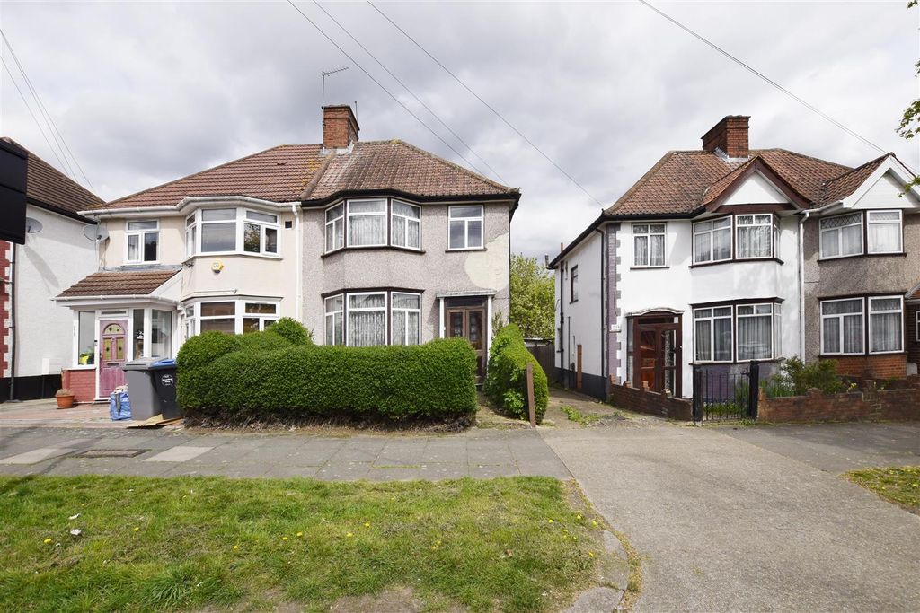 Property photo 2 of 14 Front.Jpg