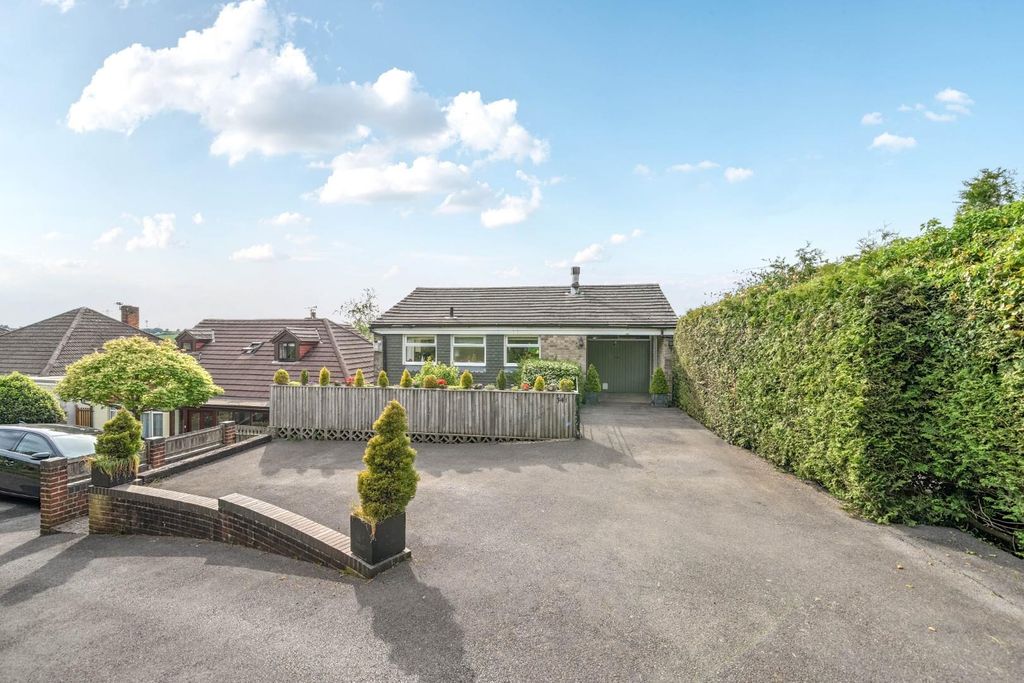 Property photo 1 of 16 10-1296439-18-682cd1A15B158-Arw-10.Jpg