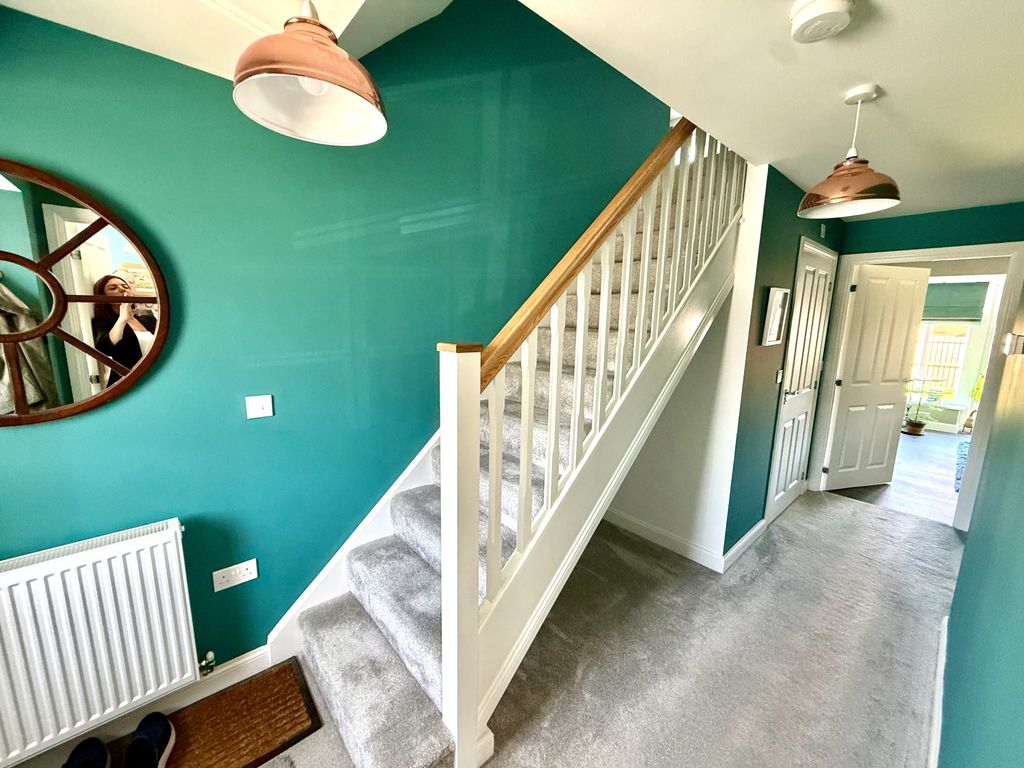 Property photo 3 of 17 Img_5137