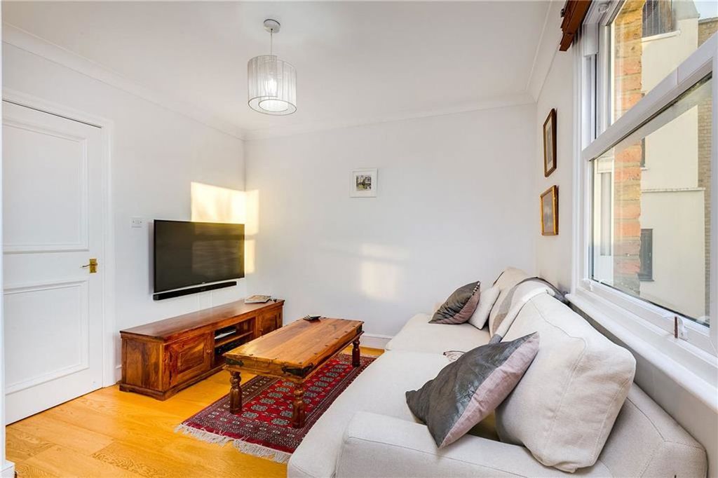 Property photo 2 of 6