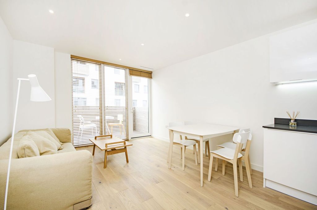 Property photo 1 of 7