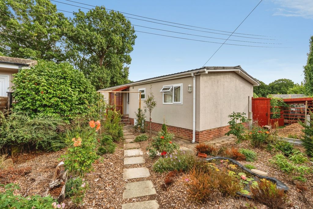 Property photo 2 of 30 Pbox-Img.Jpg