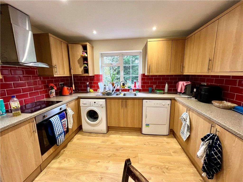 Property photo 3 of 13 Kitchen