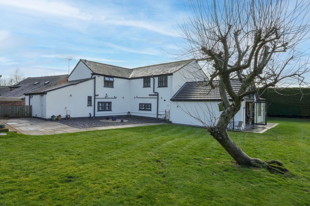 Property photo 1 of 55