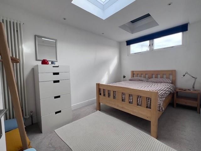 Property photo 1 of 7 Bedroom 2.Jpg