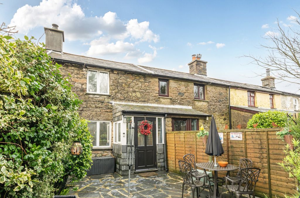 Property photo 1 of 12 1406161-18-69820F...