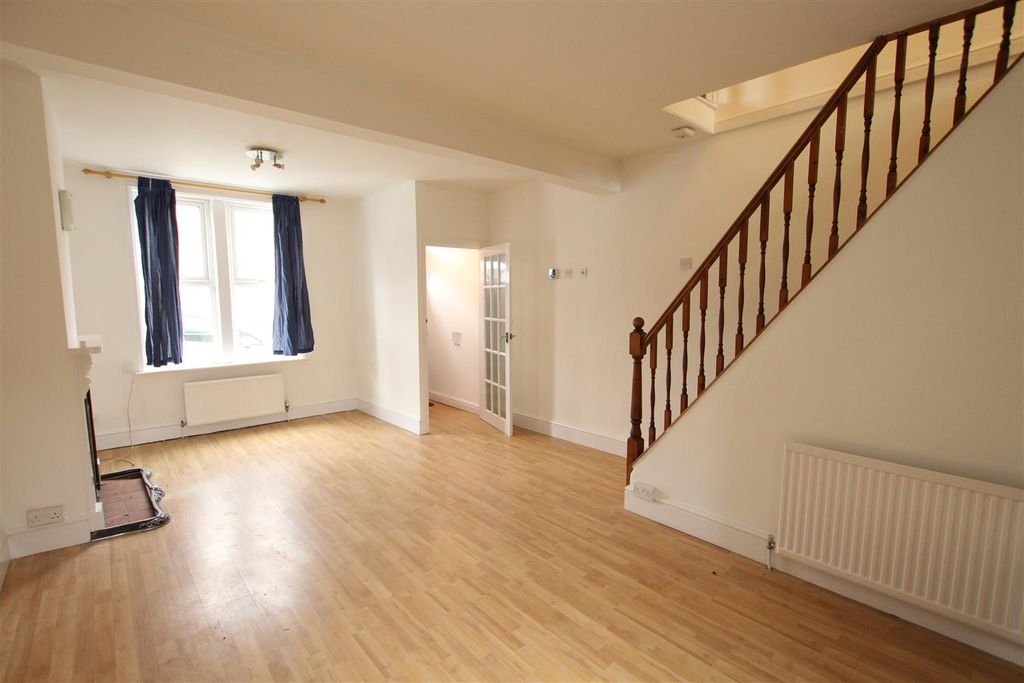 Property photo 2 of 10 Img_0005.Jpg