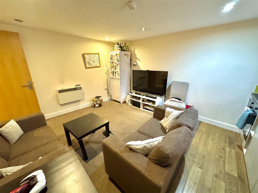 Property photo 2 of 6 Tempimagertmu0R.Jpg