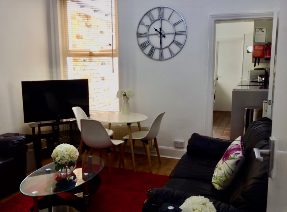 Property photo 1 of 9