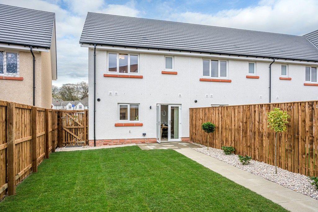 Property photo 2 of 15 Millgate Lawns, Winchburgh