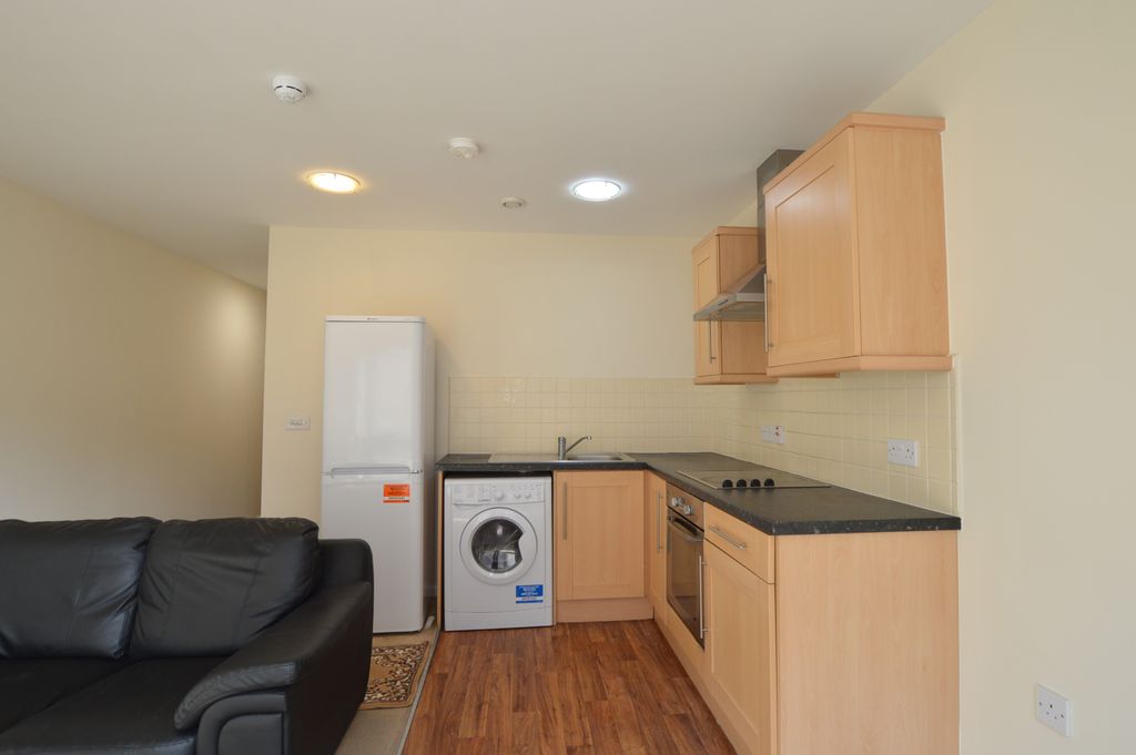 Property photo 2 of 8