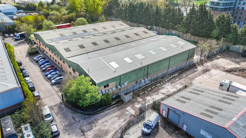 Property photo 1 of 19 Littletennisadrone-3.Jpg
