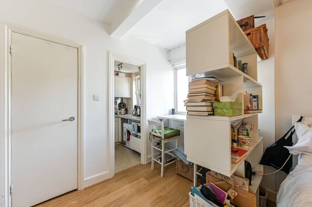 Property photo 1 of 5