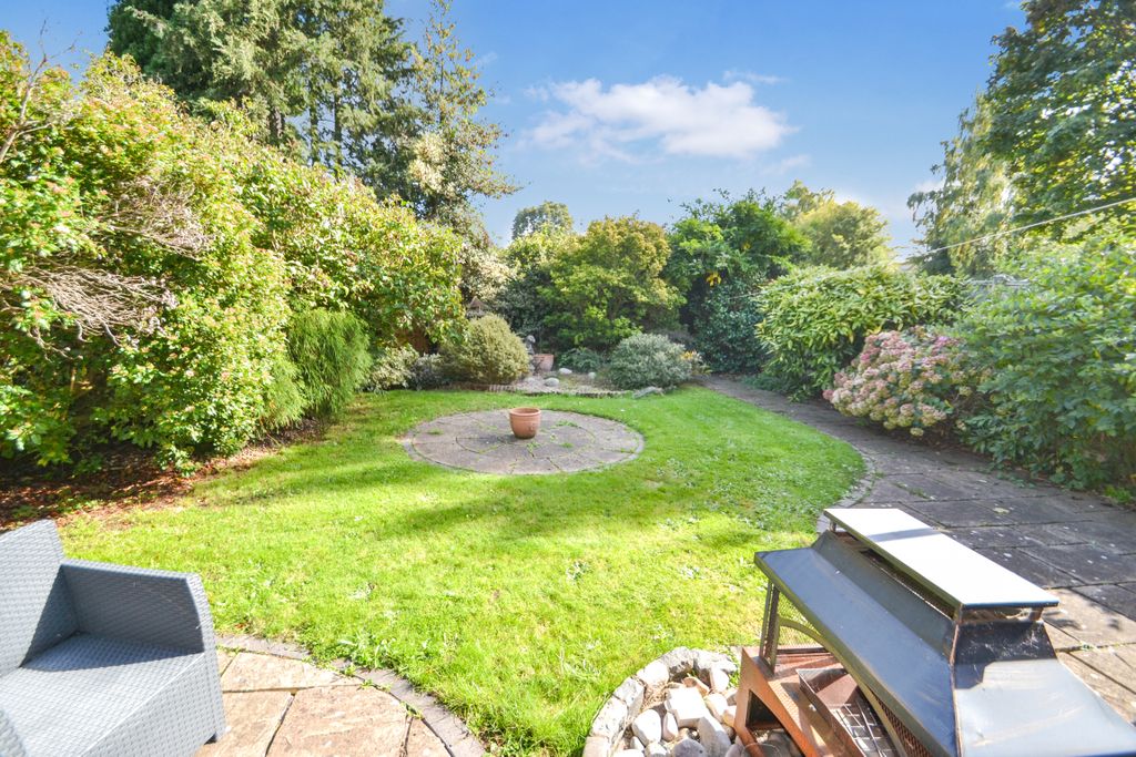 Property photo 2 of 16 Rear Garden