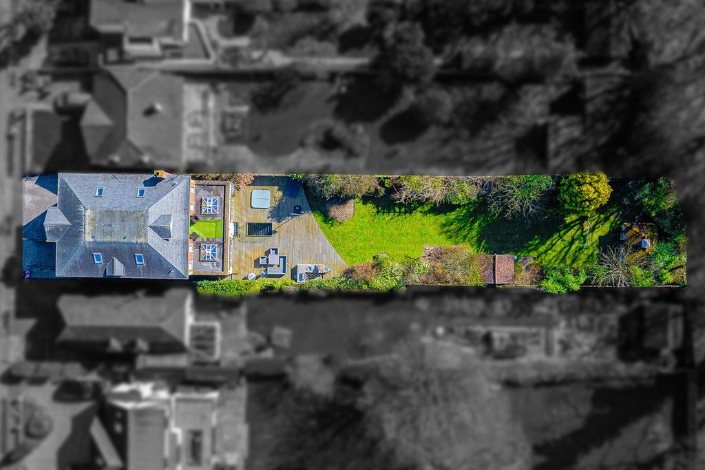 Property photo 3 of 50