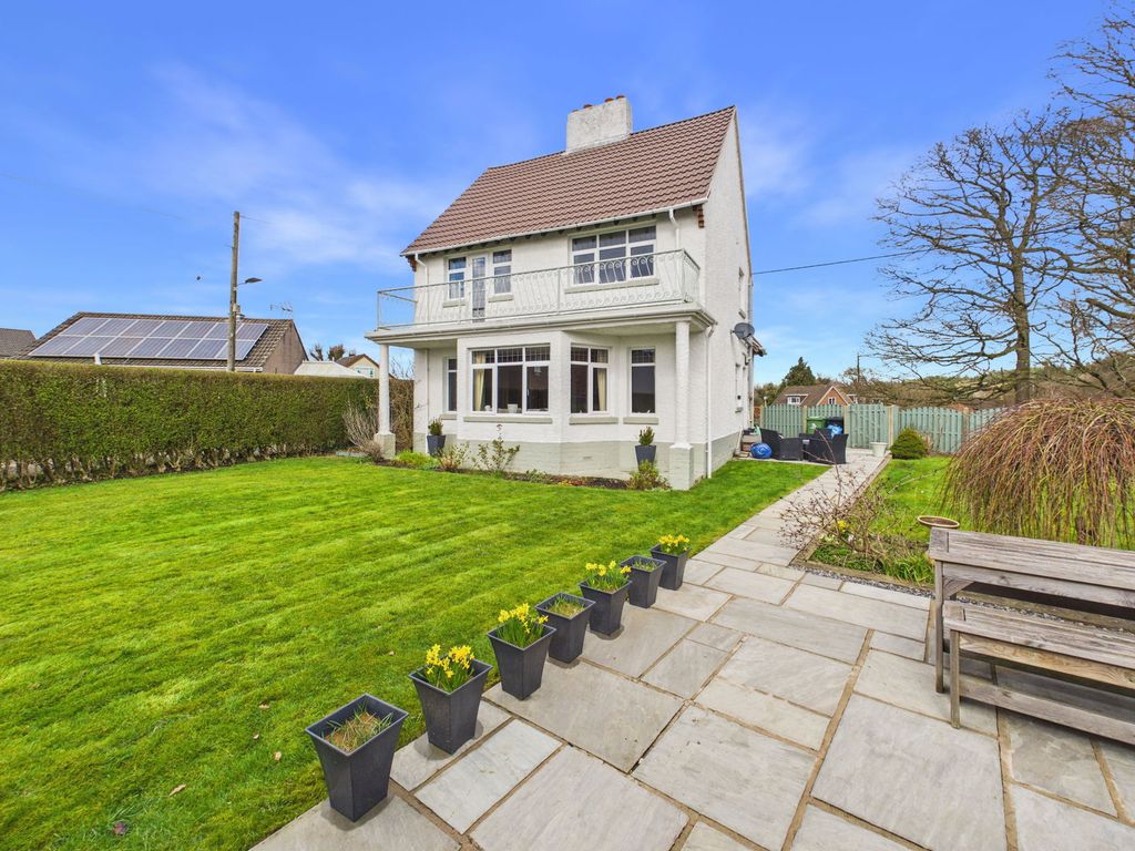 Property photo 2 of 22