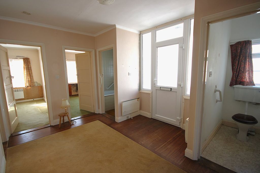 Property photo 3 of 16