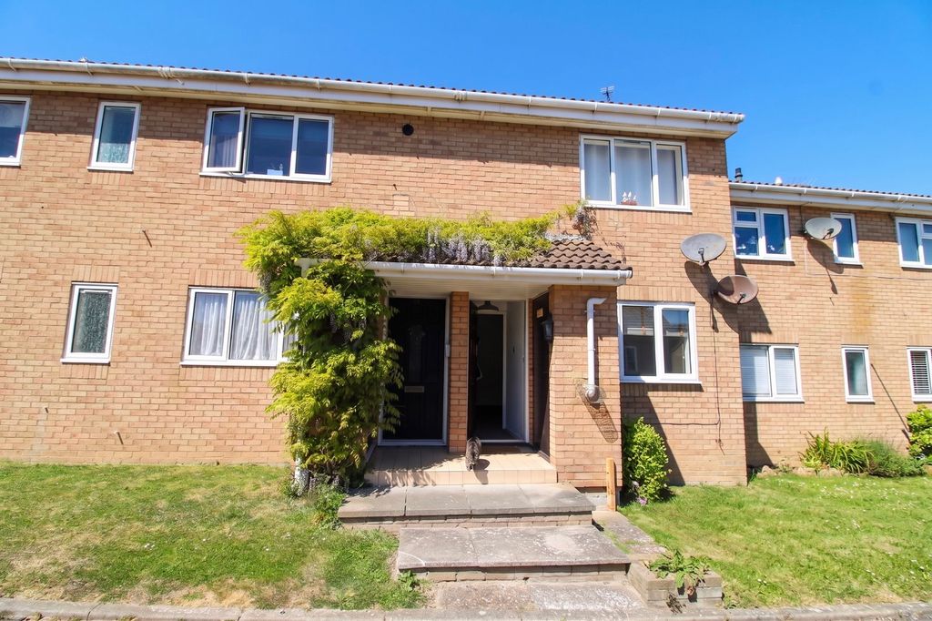 Property photo 1 of 9