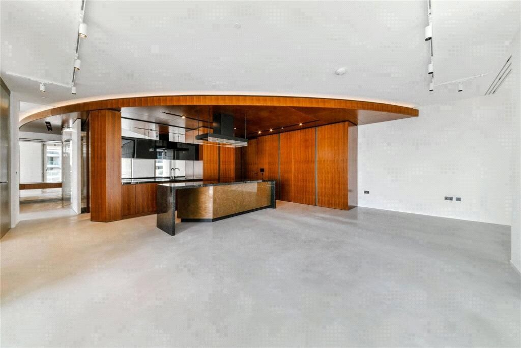 Property photo 2 of 8 Picture No. 02