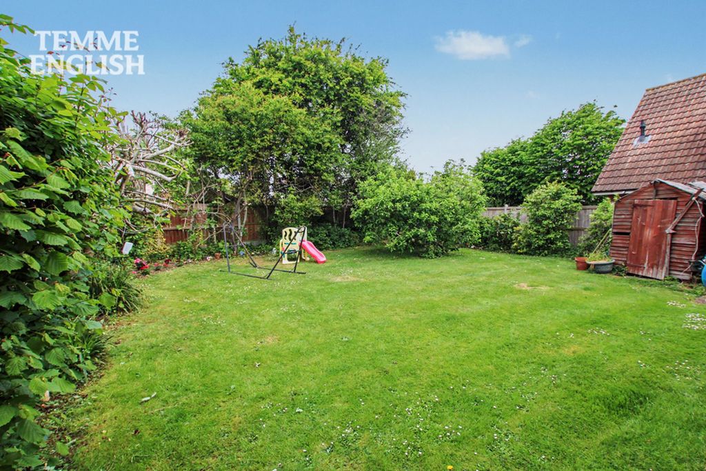 Property photo 3 of 8