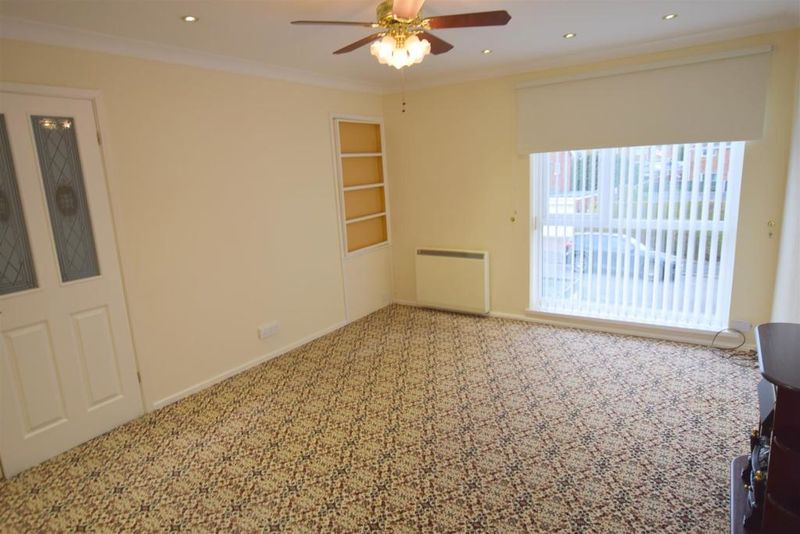 Property photo 2 of 6 Living Room