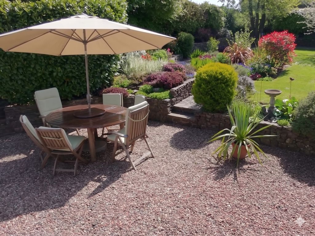 Property photo 3 of 22 Ewemove South Molton - Patio