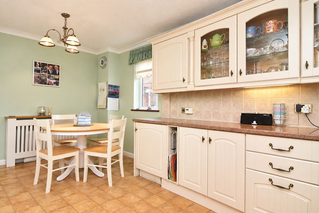 Property photo 3 of 39 Picture No. 06